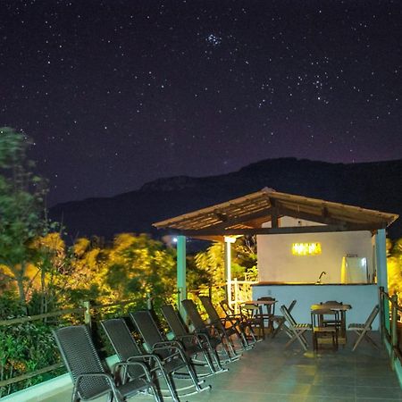 Entre Montanhas Capao Hotel วาเล ดู คาเปา ภายนอก รูปภาพ